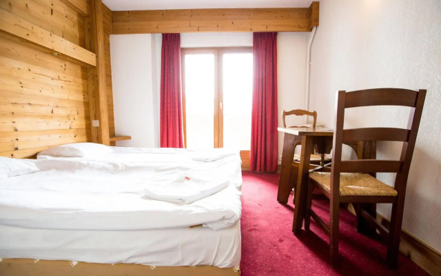 Langley Hotel Grand Nord