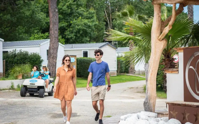 Camping Paradis Le Pearl