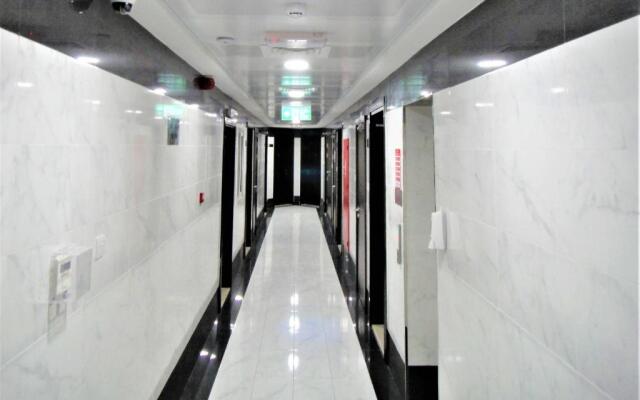 Abu Hail Star Residence - Home Stay