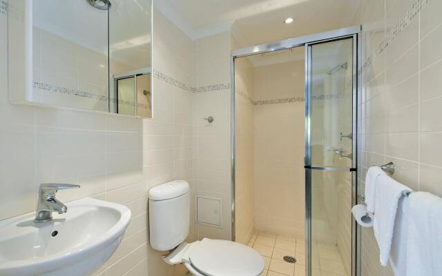 Shoal Bay Beachclub Apartments