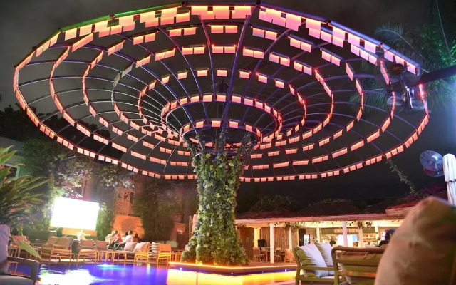 Vertigo Hotel