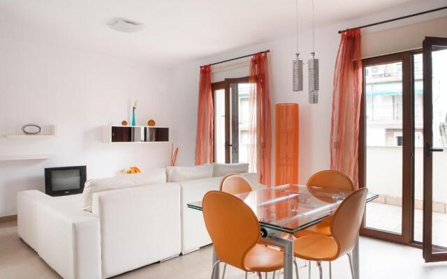 Real de Cartuja Apartaments & Suites