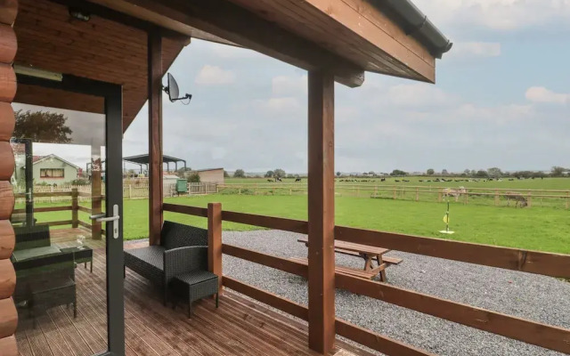 The Lodge at Crossroads Farm