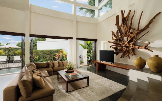 Villa Oshra by Nakula