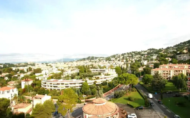Studio parking fibre piscine Clim