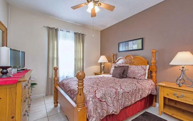 Fan Palm Getaway pool home on Windsor Palms Resort