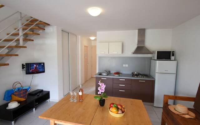 Well-Kept Bungalow with Combi-Microwave, Beach at 5 Km