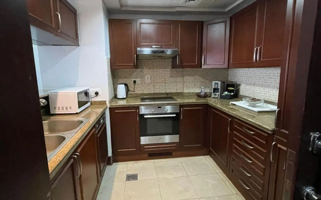 jar crown شقة الراحة غرفة وصالة