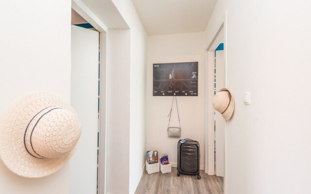 Rooms lopwi Old town - AE1439