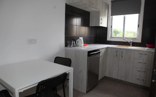 Polyxeni Hotel Apartments