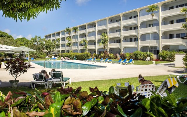 Ground Floor Apartment Located in Hometown, 5 min Walk to the Beach in Holetown, Barbados from 169$, photos, reviews - zenhotels.com