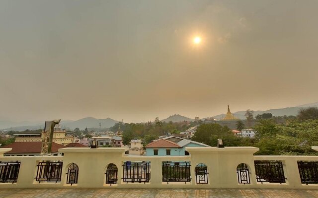 Shan Shwe Myanmar Hotel