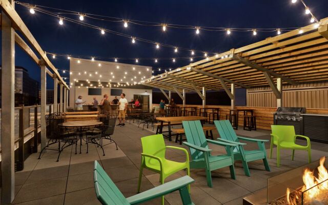 Home2 Suites By Hilton Minneapolis University Area