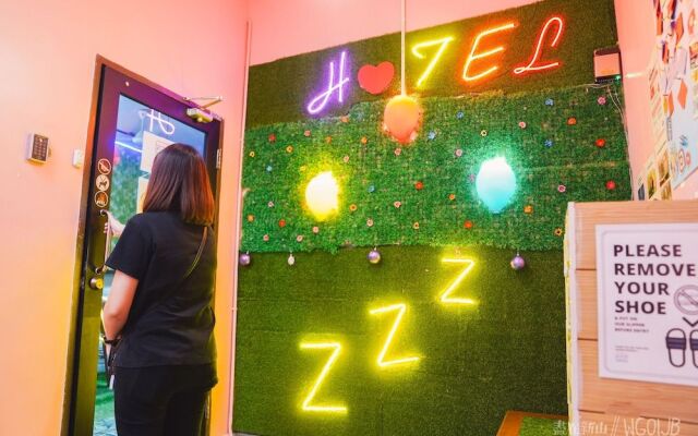 Zzz Sleep Mode Capsule