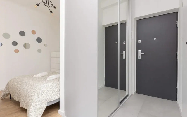 Sunny Studio Ochota by Renters