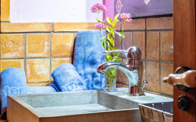 Casa Rosa Boutique Home