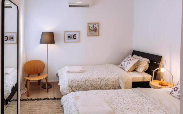 Procy 102 Apartment Katw Paphos Ideal for Long or Short Stays