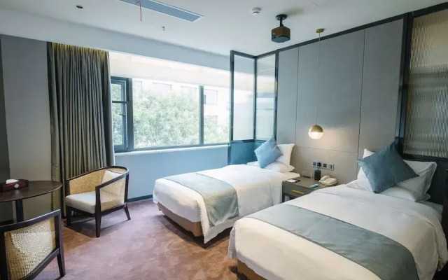 Yinzuo Garden Hotel