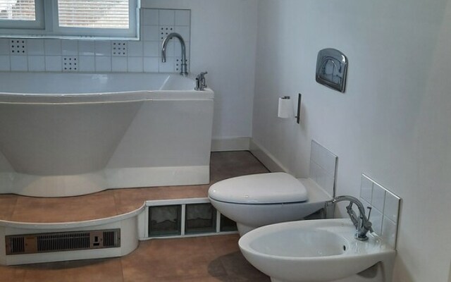 Impeccable 5-bed House in Stockton-on-tees