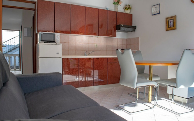 Apartments Daira