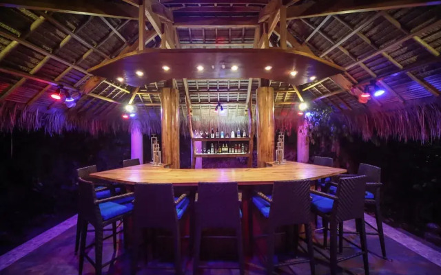 Den Pasar Nasog Villa