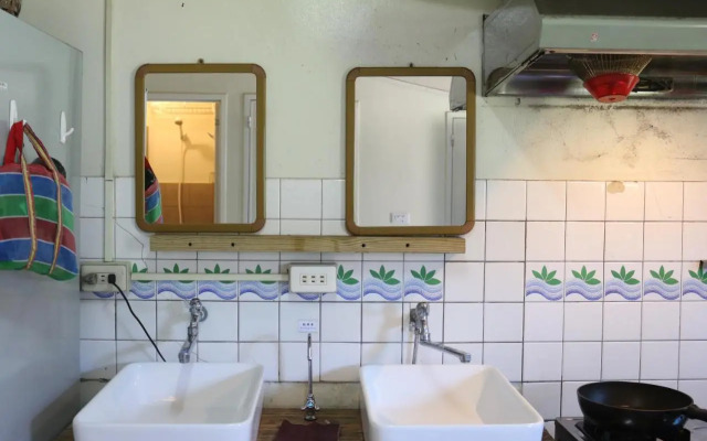 Mountain Lodge Hostel