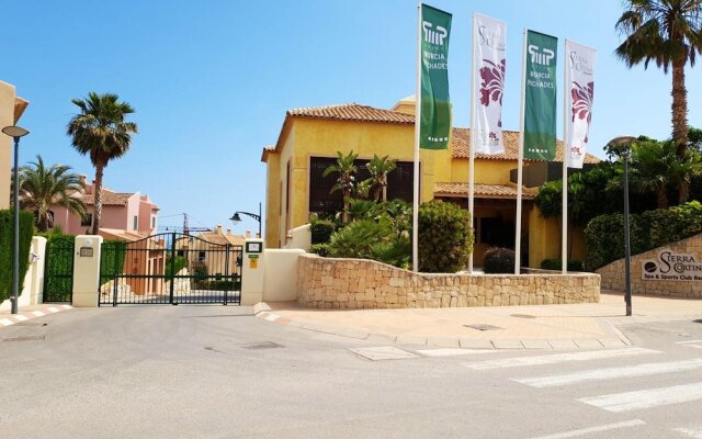 House With 3 Bedrooms in Finestrat, With Wonderful sea View, Shared Pool, Furnished Terrace - 3 km From the Beach