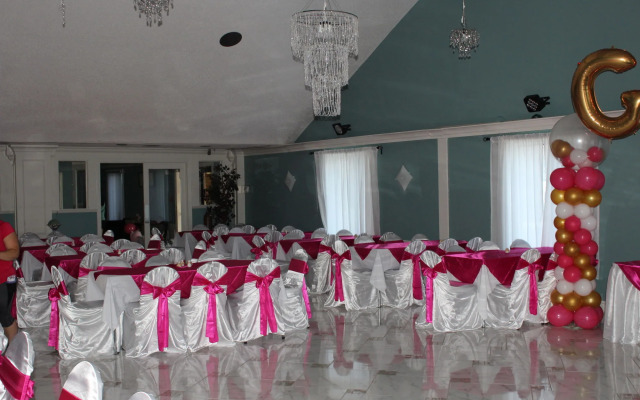 Rite4us Inn & Suites