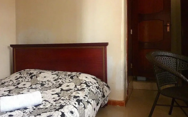 Hotel Harambe