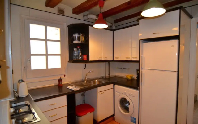 Barcelona Cosmopolitan 1A Apartment