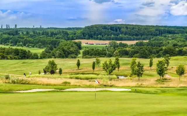 Forest Hills Biohotel & Golf
