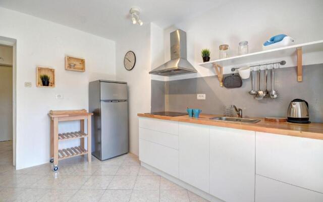 Centar White Apartment