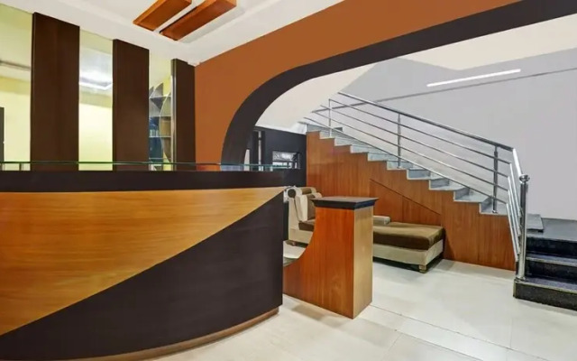 OYO 9262 Recluse Premiere Hotel