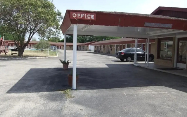 The Hills Motel