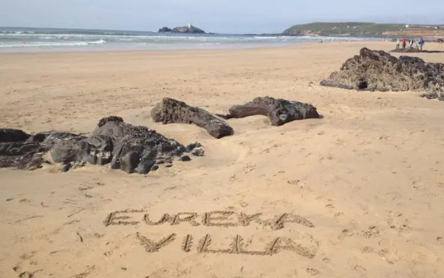 Eureka Villa