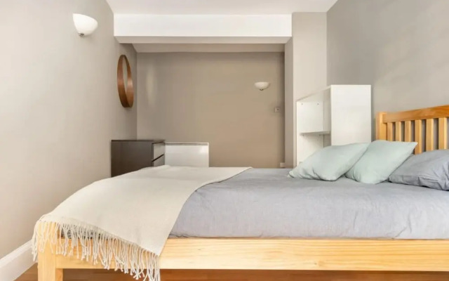 The Tower Bridge Escape - Modern Bright 3bdr Apartment