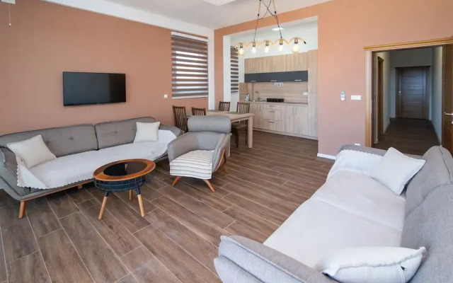 Sunset Bay Apartments