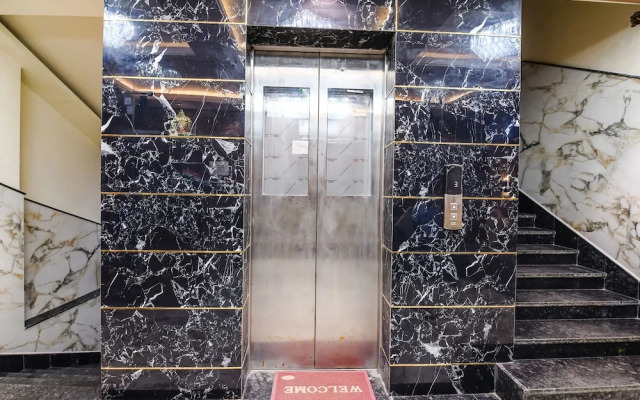 Fabhotel Prime Krishna Regency