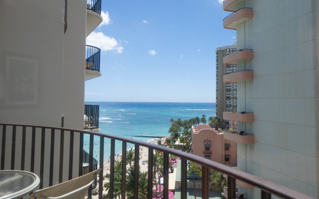 OUTRIGGER Waikiki Beach Resort