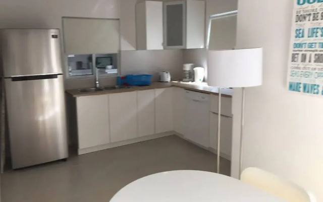 Palm Beach C, Charmingquiet Apt,wifi,beach Close,