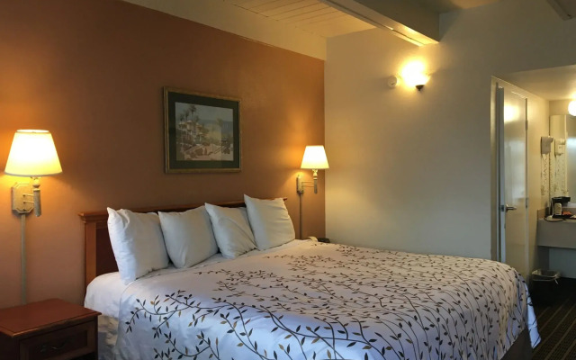 Van Ness Inn