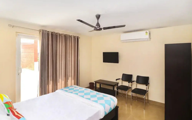 OYO 27826 Home Graceful Stay Near Airport