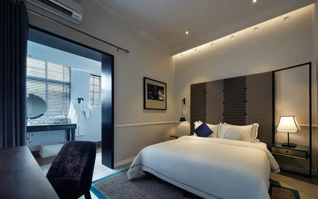 The Edison George Town