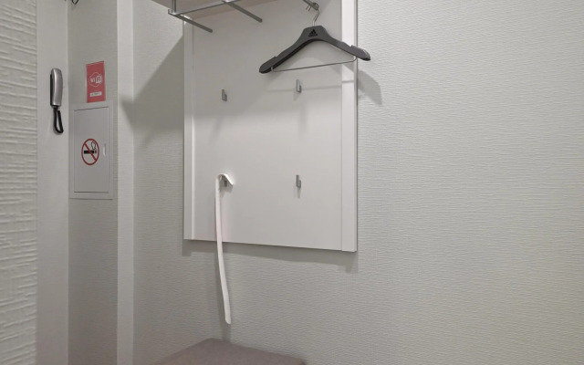 New Life (Нью Лайф) на Партизанском переулке