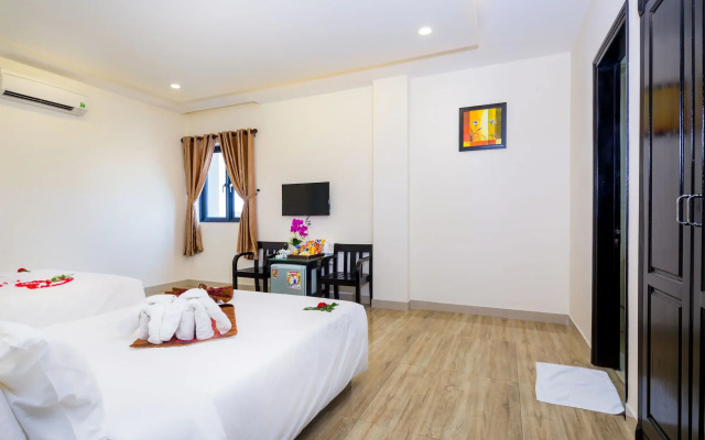 La Maison Da Nang Beach
