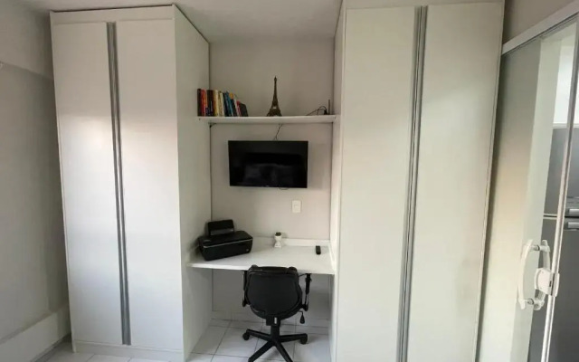 Studio completo e aconchegante