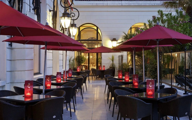 Hôtel Barrière l'Hermitage