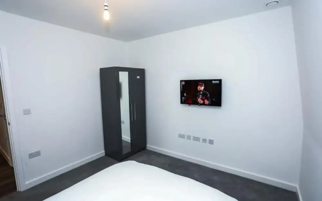 Immaculate 2-bed Apartment in London