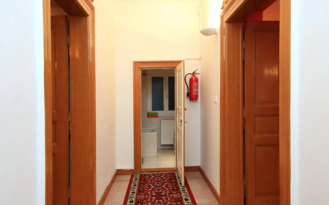 Historic Villa Apartments