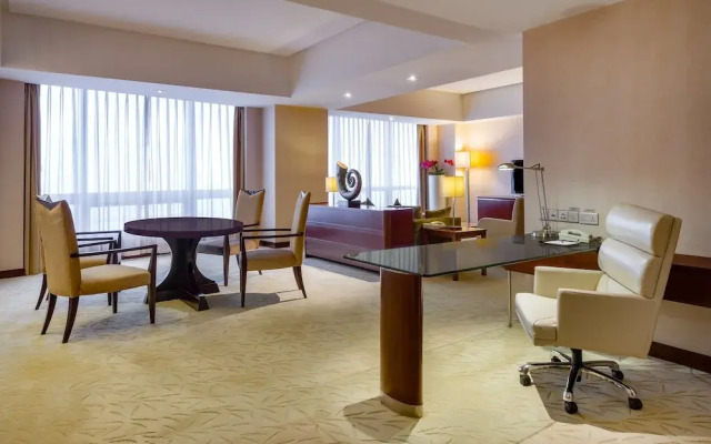 Crowne Plaza Yantai Sea View Yantai
